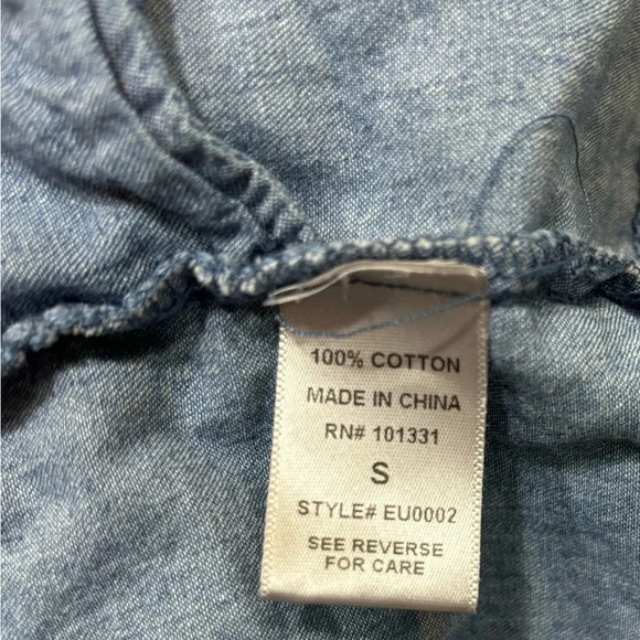 Charlotte Russe Denim Romper Shorts Size Small - Picture 6 of 11